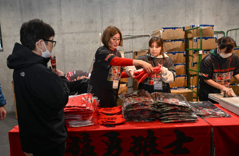 オフィシャルグッズ販売