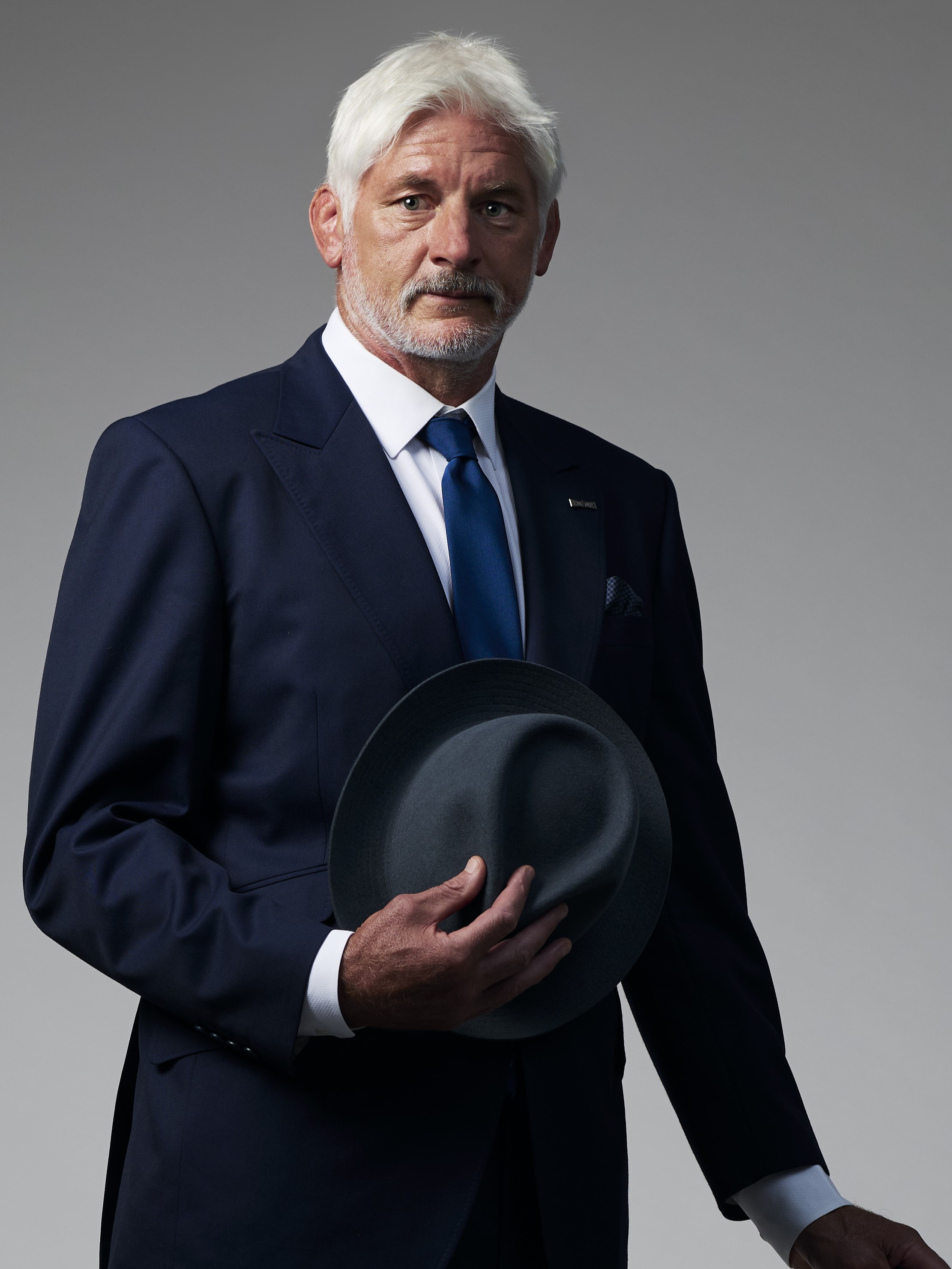 ヘッドコーチ トッド・ブラックアダー TODD BLACKADDER